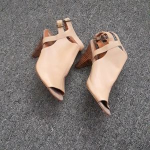 Nine West Brand New Womens Sandals sz 10